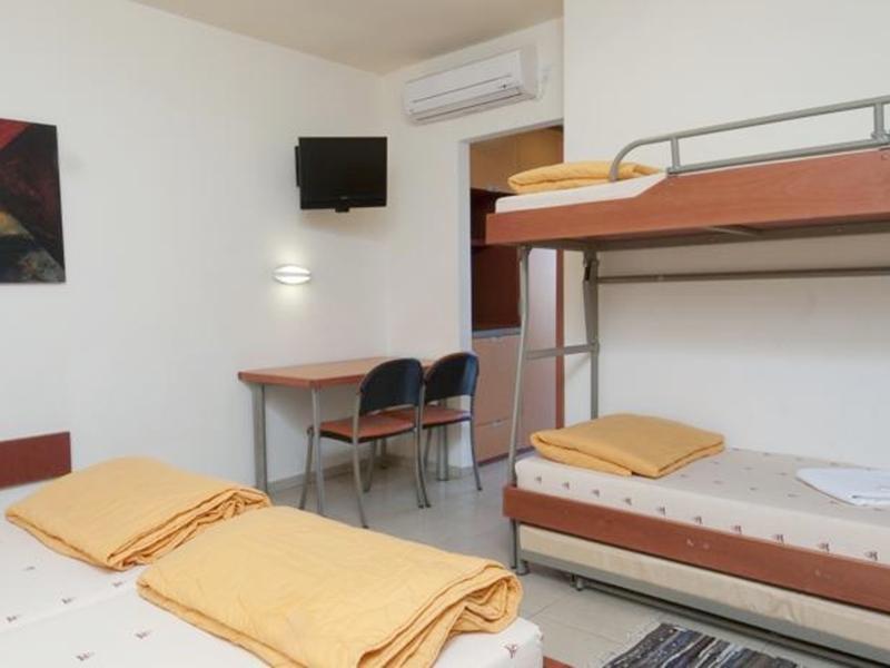 Hi - Arad Hostel Extérieur photo
